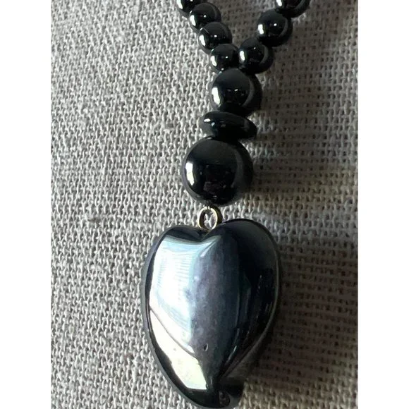 Heart Hematite Pendant Necklace -- 18" - Picture 7 of 9